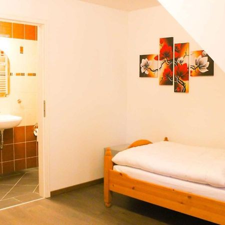 Gaestehaus Burgblick Neustadt-Glewe Chambre photo
